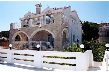 Croazia Privát Slatine, Esterno